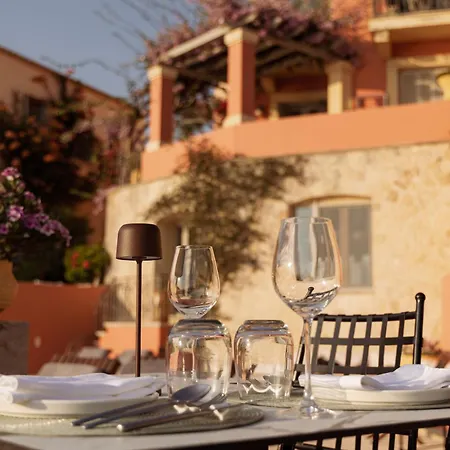 Roi Boutique Suites-2